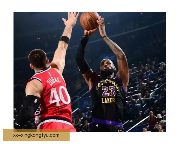 东詹55分无力回天湖人负快船