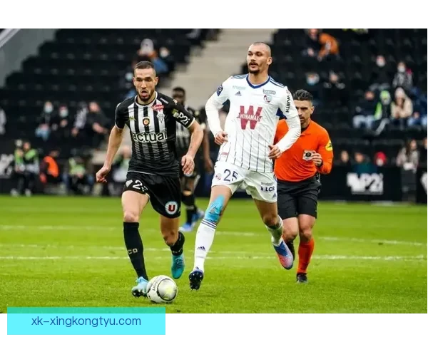 赫塔费逆转胜比利亚雷亚尔 萨特里亚诺破门